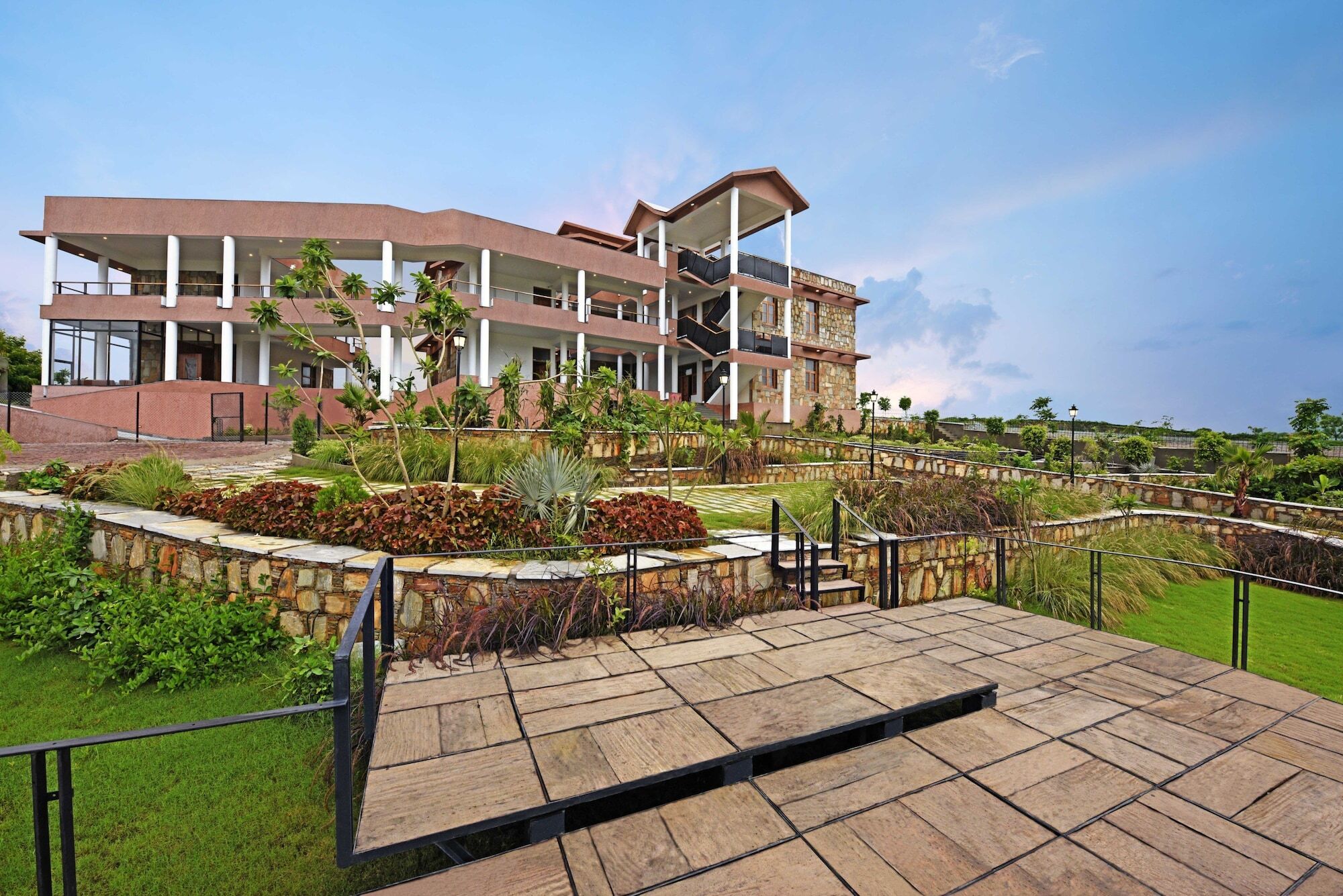 Palm Valley Svasti Resort Nāi Exterior foto